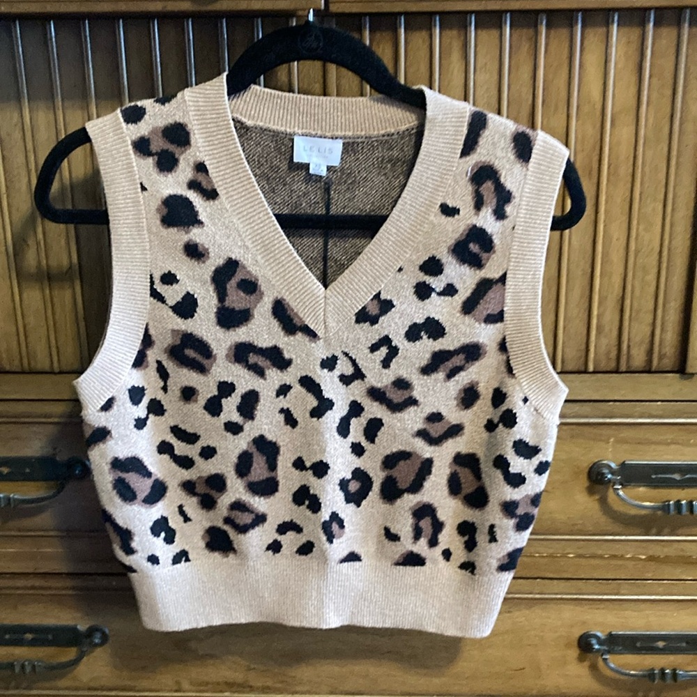 LE LIS Leopard print sweater vest